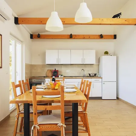 Apartment Bua - Beautiful Seafront