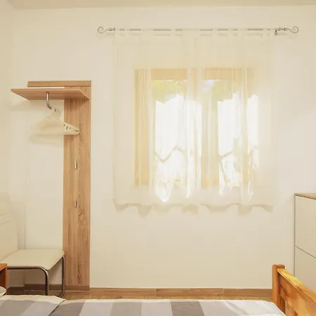 Apartment Bua - Beautiful Seafront *